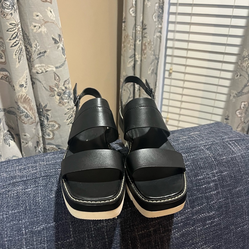 Naturalizer, Women's 10, Black And White Sandal/Heels, Brand New